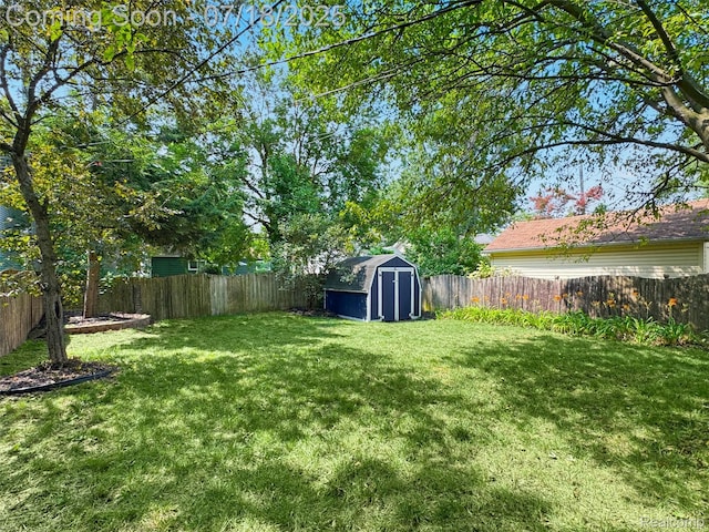 414 Gardenia Ave, Royal Oak, MI 48067 - photo 24