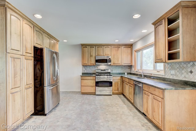 31193 Churchill Dr, Beverly Hills, MI 48025 - photo 2