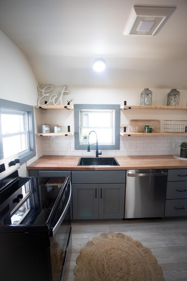 909 Bridge St NW, Grand Rapids, MI 49504 - photo 38