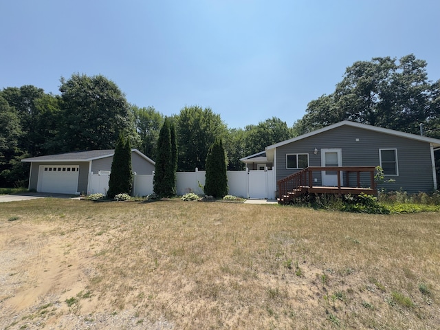 3855 E Sternberg Rd, Fruitport, MI 49415 - photo 1