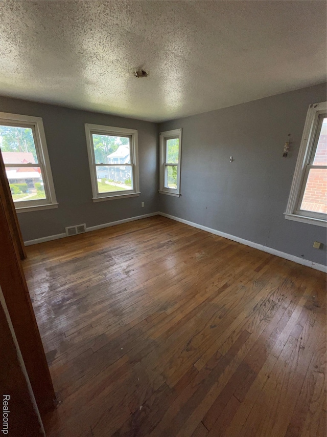 15800 Vaughan St, Detroit, MI 48223 - photo 12