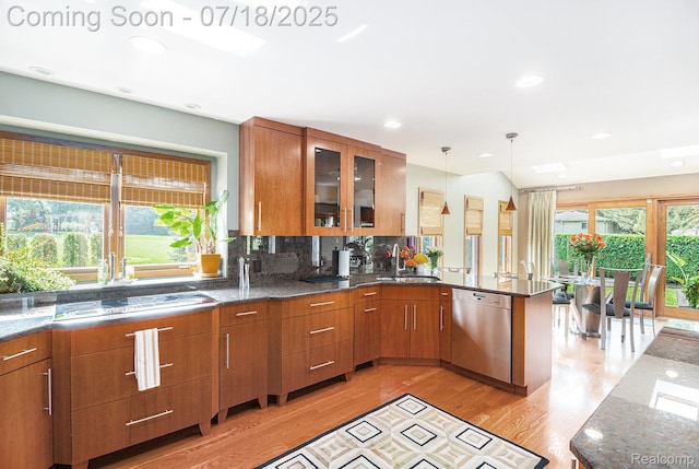 2033 Sundew Dr, Troy, MI 48098 - photo 18