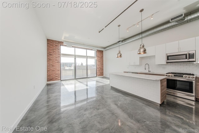211 E 9 Mile Rd Unit 204, Ferndale, MI 48220 - photo 9