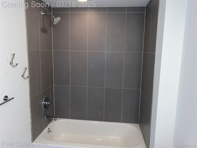 211 E 9 Mile Rd Unit 204, Ferndale, MI 48220 - photo 18