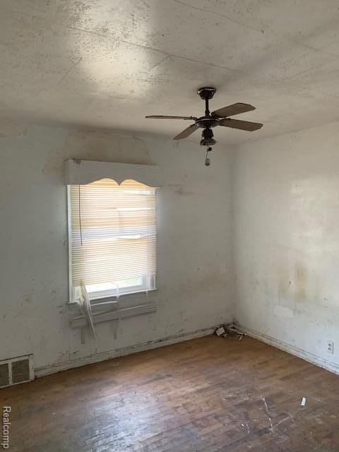 3509 Donnelly St, Flint, MI 48504 - photo 10