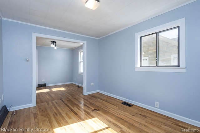 420 W Browning Ave, Hazel Park, MI 48030 - photo 2
