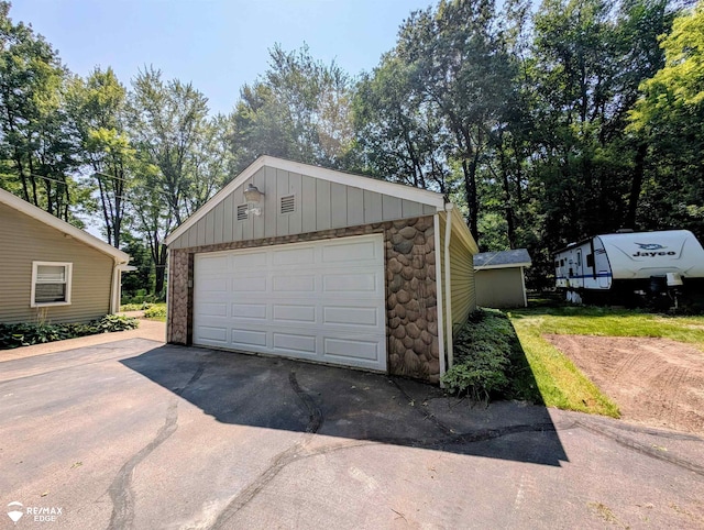 491 N Sashabaw Rd, Ortonville, MI 48462 - photo 20