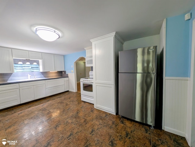 491 N Sashabaw Rd, Ortonville, MI 48462 - photo 8