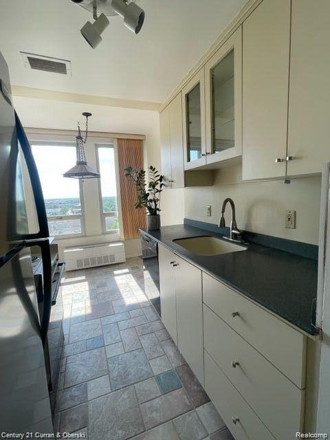 22700 Garrison St Unit 1103, Dearborn, MI 48124 - photo 5