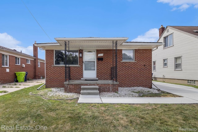 669 Highland Ave, Lincoln Park, MI 48146 - photo 1