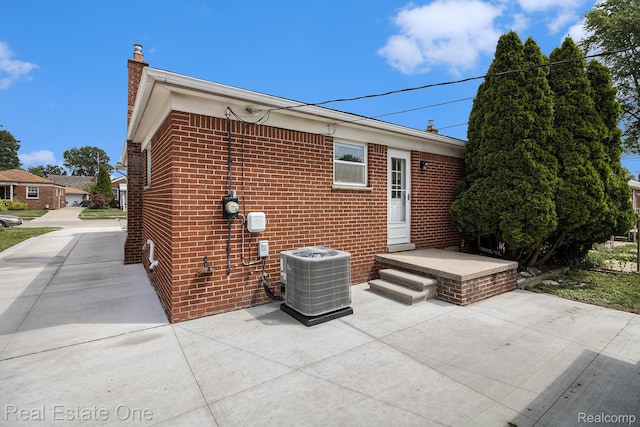 669 Highland Ave, Lincoln Park, MI 48146 - photo 26