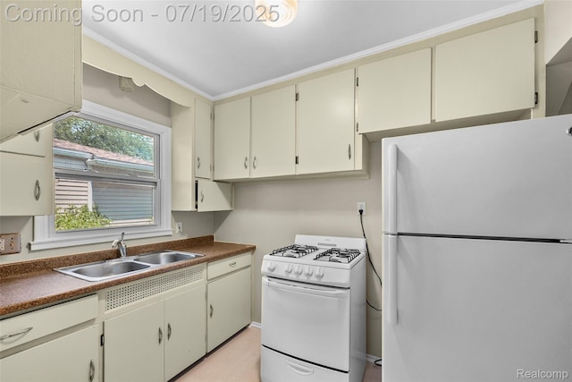23385 Powell Ave, Hazel Park, MI 48030 - photo 11
