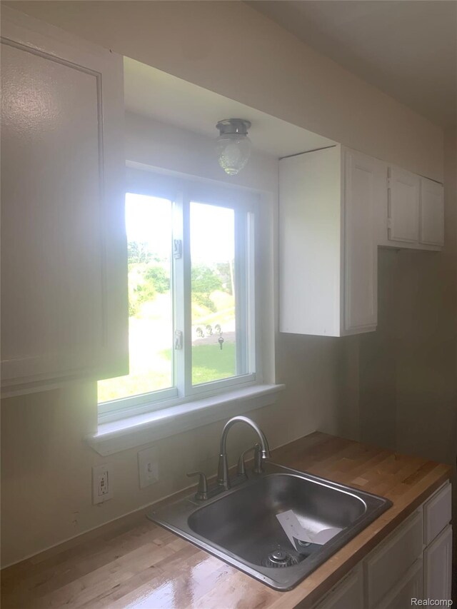 190 Nebraska Ave, Pontiac, MI 48341 - photo 7