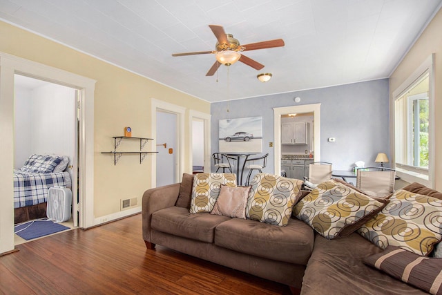 339 N Dwight St, Jackson, MI 49202 - photo 6