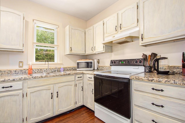 339 N Dwight St, Jackson, MI 49202 - photo 7