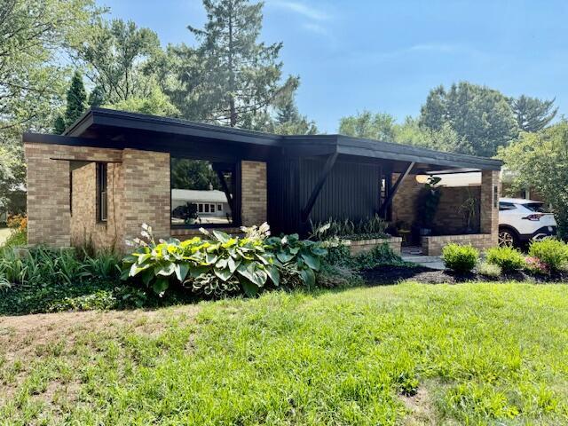 824 W 24th St, Holland, MI 49423 - photo 2