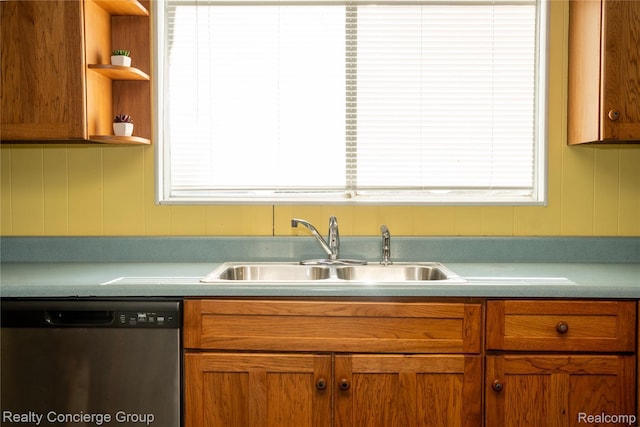 121 Dewey St, Roscommon, MI 48653 - photo 9