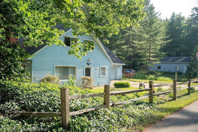 121 Dewey St, Roscommon, MI 48653 - photo 29