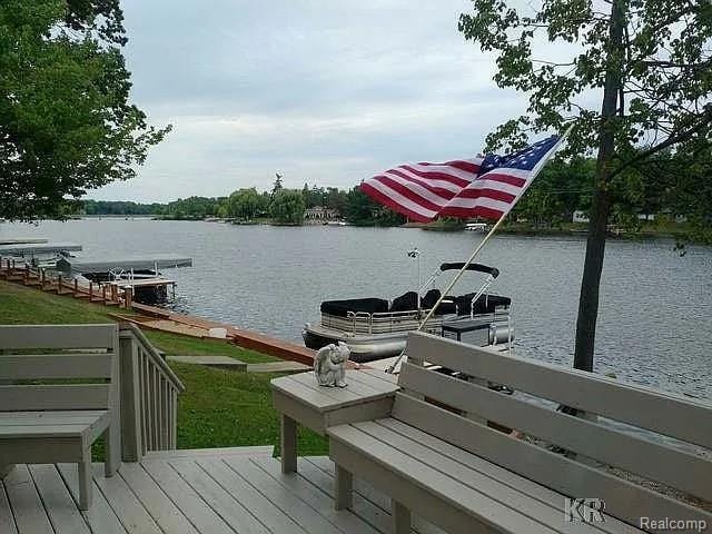 4181 S Oak Dr, Beaverton, MI 48612 - photo 2
