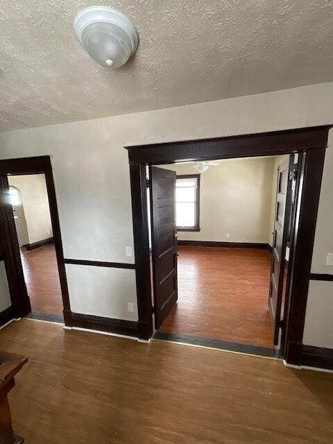 942 Bellevue Pl, Kalamazoo, MI 49007 - photo 6