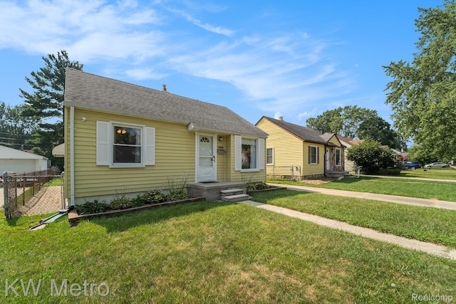 15853 Macarthur, Redford, MI 48239 - photo 2
