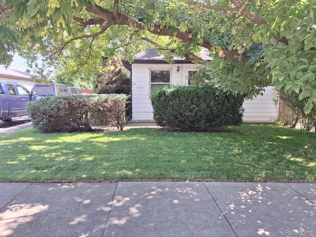 13450 Brainbridge Ave, Warren, MI 48089 - photo 1