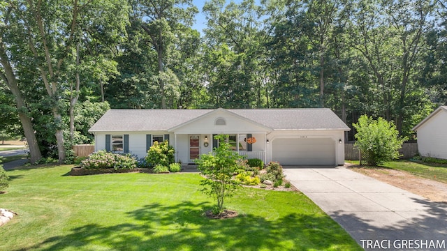 15214 Arborwood Dr, Grand Haven, MI 49417 - photo 1