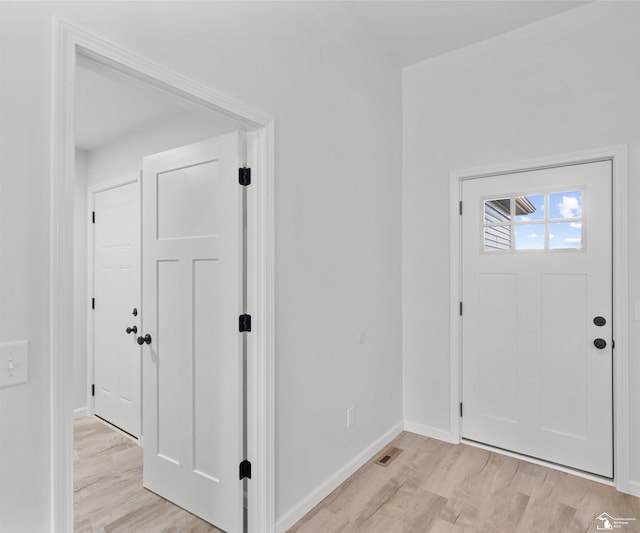 11405 Locust St, Luna Pier, MI 48157 - photo 5
