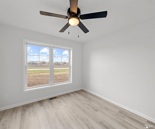 11405 Locust St, Luna Pier, MI 48157 - photo 8