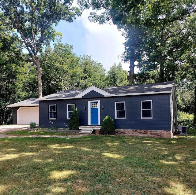 2350 Woodlawn Ln, Adrian, MI 49221 - photo 1