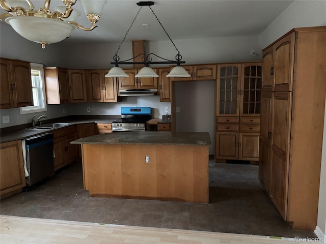 565 Highland Ave, Commerce Twp, MI 48341 - photo 6