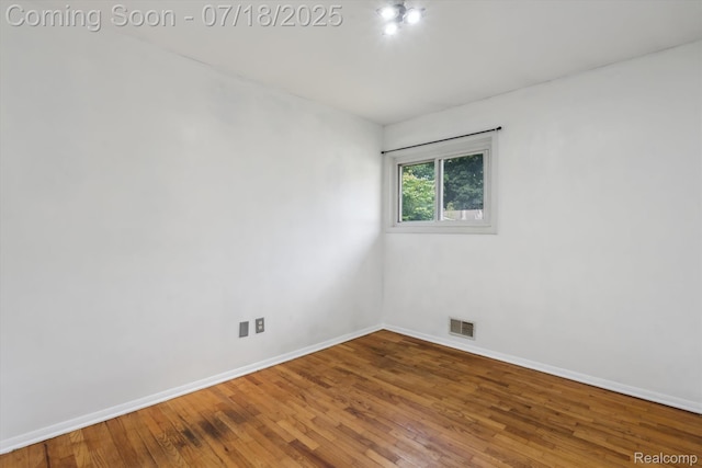 761 Elmwood Dr, Fenton, MI 48430 - photo 9