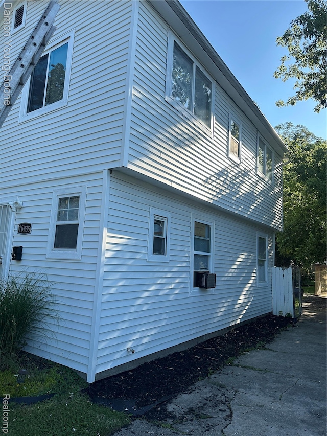16935 Fenton St, Detroit, MI 48219 - photo 2