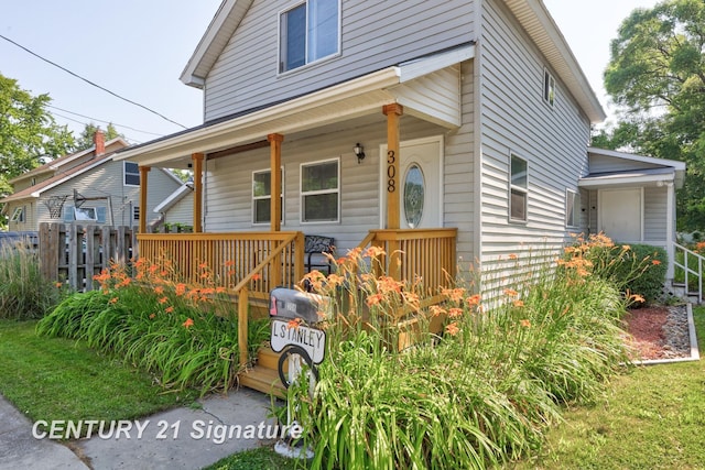 308 Aplin St, Bay City, MI 48706 - photo 4