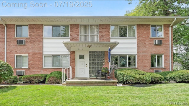 3400 Elizabeth Dr Unit 3, Trenton, MI 48183 - photo 2