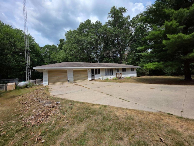 3915 E Fox Dr, Grant, MI 49327 - photo 3