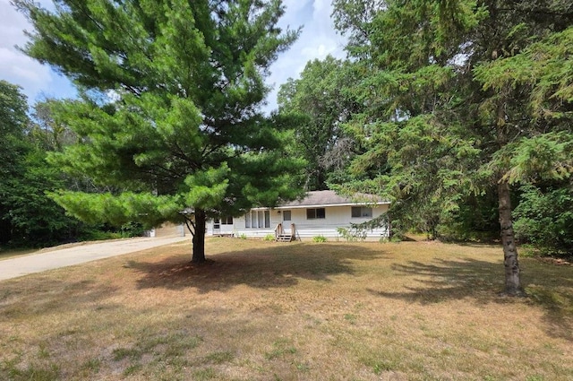 3915 E Fox Dr, Grant, MI 49327 - photo 4