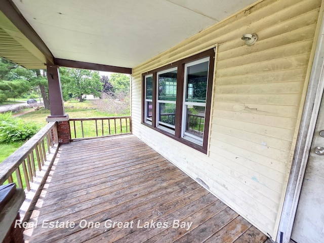2439 Hermansau St, Saginaw, MI 48602 - photo 2