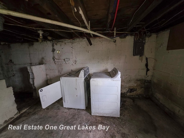 2439 Hermansau St, Saginaw, MI 48602 - photo 25