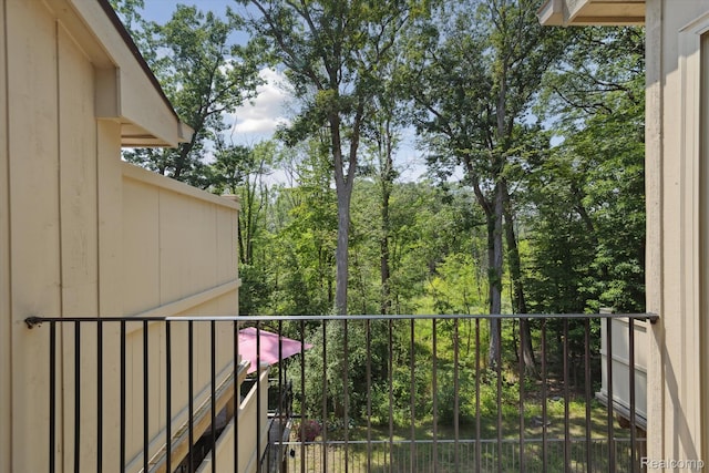 1105 Ivyglen Cir, Bloomfield Hills, MI 48304 - photo 42