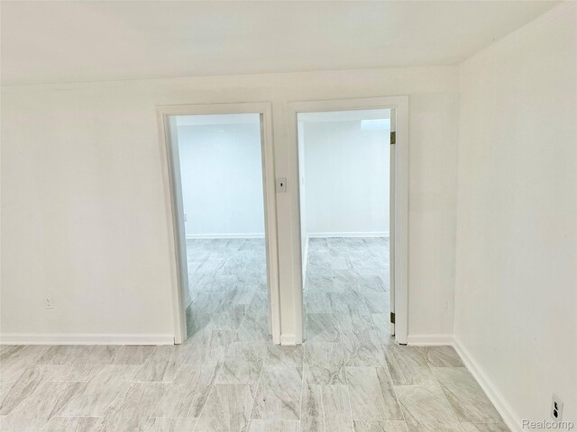 25038 Campbell Ave, Warren, MI 48089 - photo 14