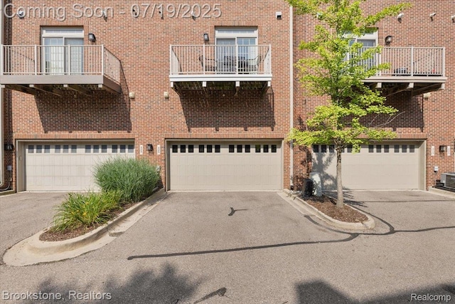 425 Lewis Ct, Birmingham, MI 48009 - photo 7