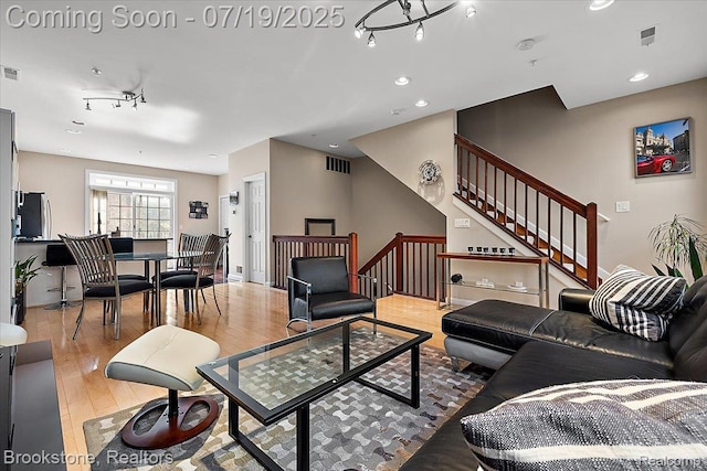 425 Lewis Ct, Birmingham, MI 48009 - photo 16
