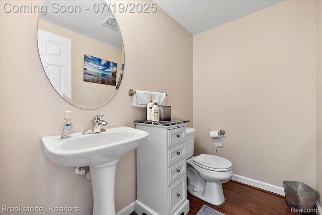 425 Lewis Ct, Birmingham, MI 48009 - photo 18