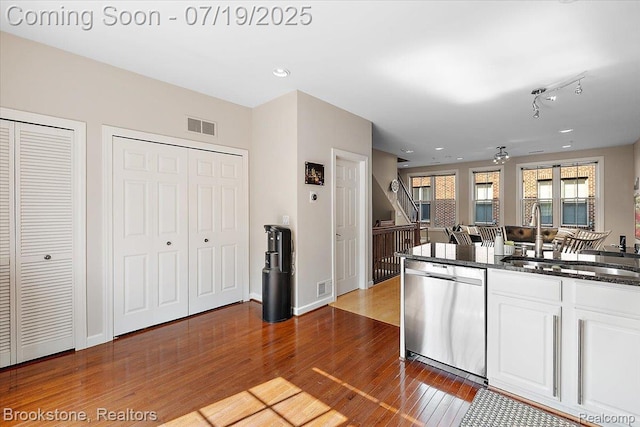 425 Lewis Ct, Birmingham, MI 48009 - photo 23