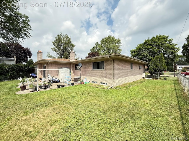 3410 Girard Dr, Warren, MI 48092 - photo 5