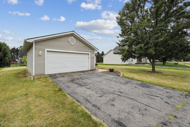 696 Jessica Cir, Fowlerville, MI 48836 - photo 4