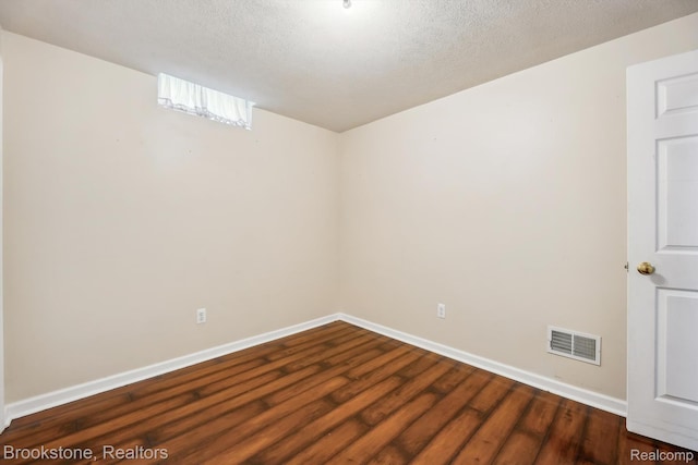 696 Jessica Cir, Fowlerville, MI 48836 - photo 28