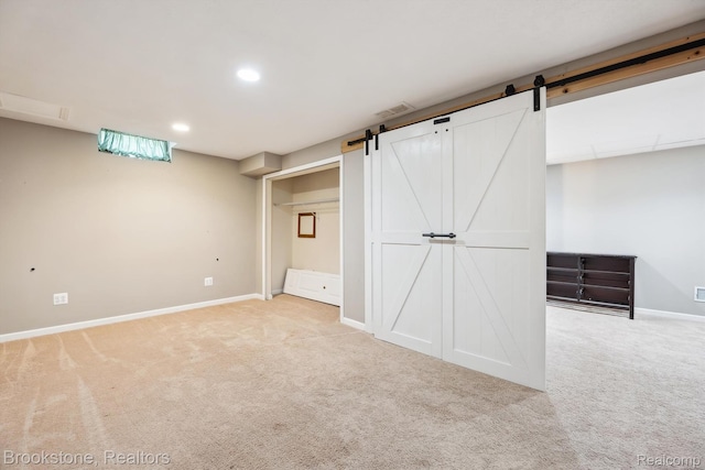 696 Jessica Cir, Fowlerville, MI 48836 - photo 36