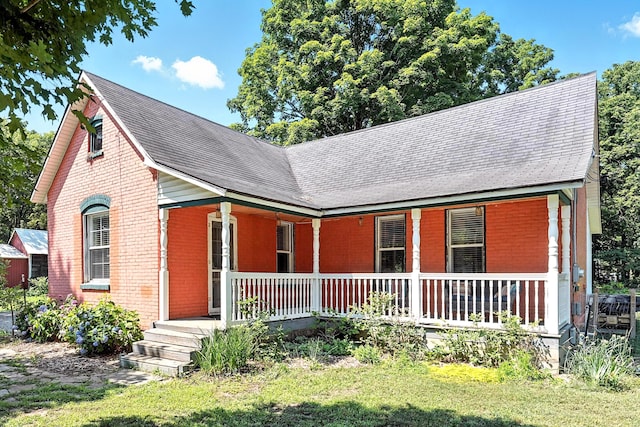 121 Adams St, Allegan, MI 49010 - photo 1